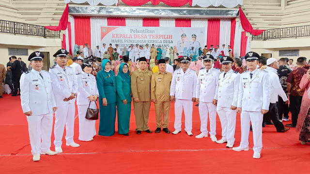 PELANTIKAN DELAPAN KEPALA DESA KECAMATAN BANDAR PULAU OLEH BUPATI ASAHAN